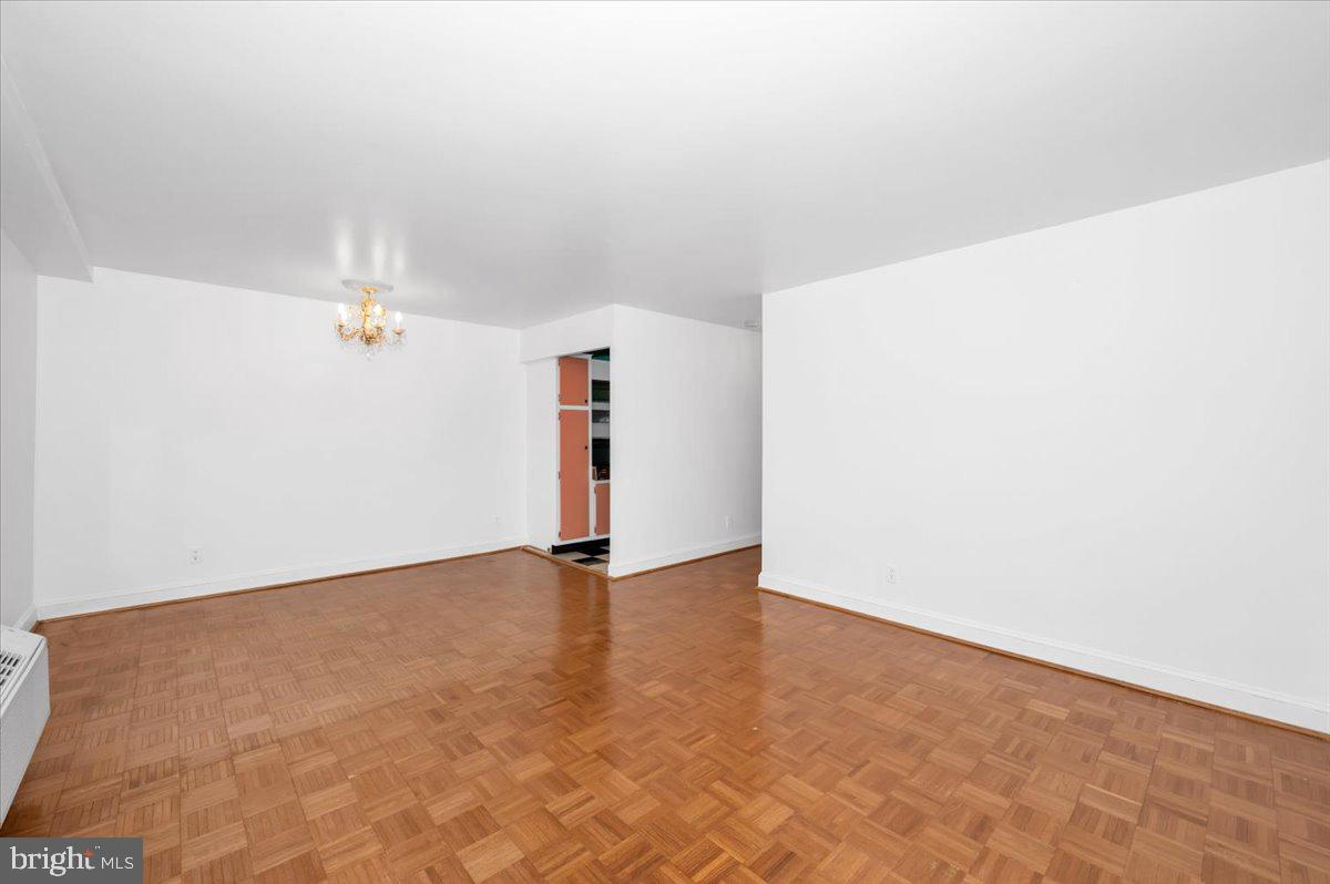 9701 Fields Road, Unit 2206 Gaithersburg, MD 20878 - Photo 11 of 30 an empty room with closet