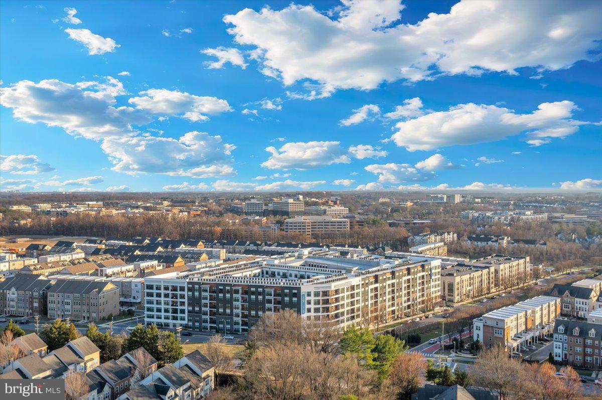 9701 Fields Road, Unit 2206 Gaithersburg, MD 20878 - Photo 19 of 30 a view of a city with lot of buildings