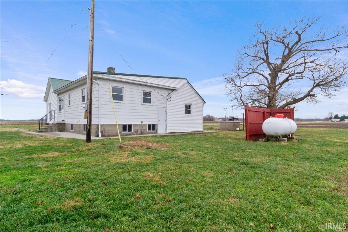 4833 Shiloh Church Road Patoka, IN 47666 - Photo 4 of 39