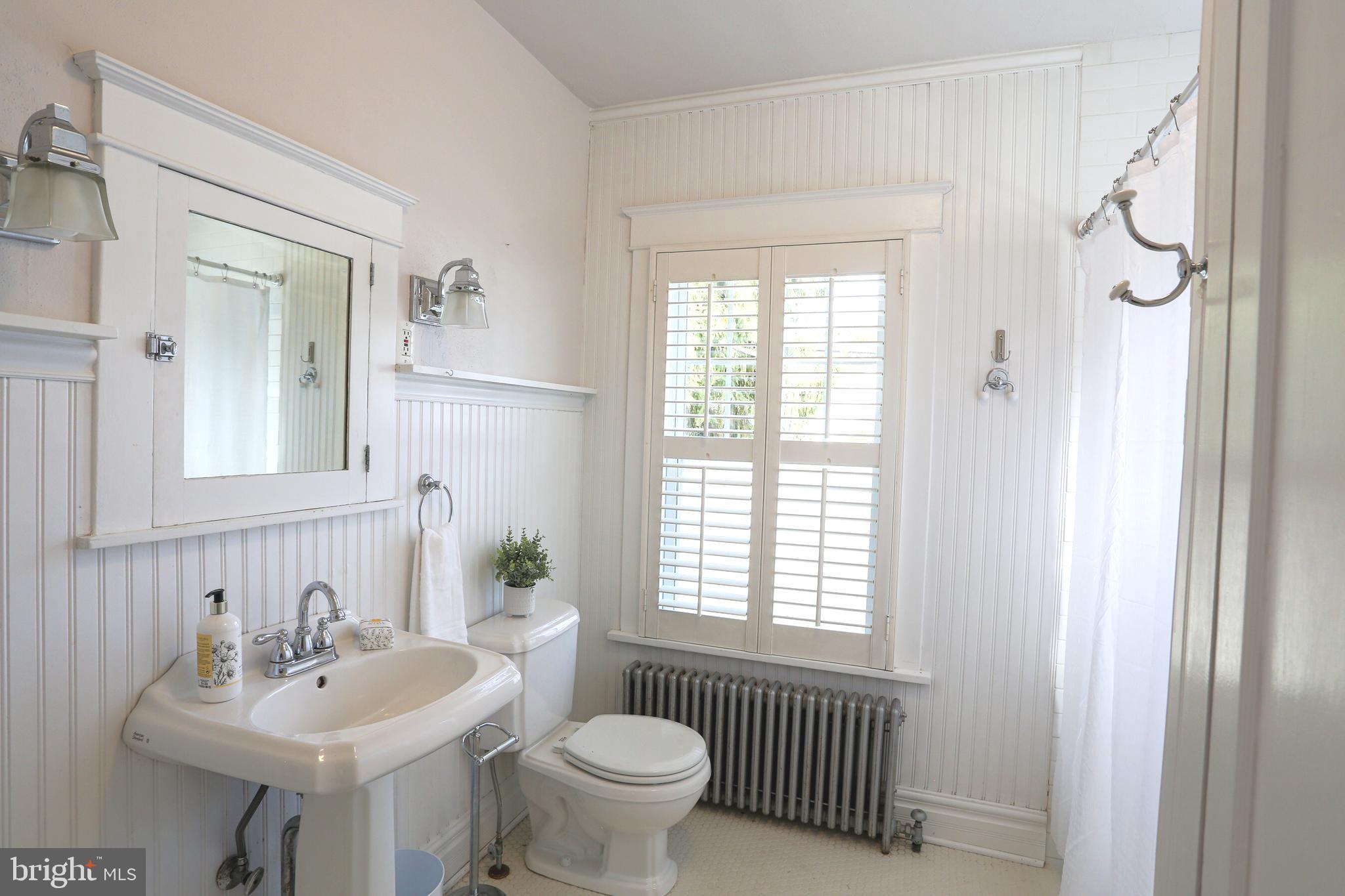 428 West Beechtree Lane Wayne, PA 19087 - Photo 19 of 39