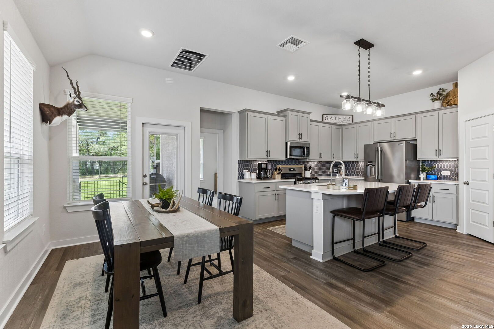 1425 Escarpment Road New Braunfels, TX 78132 - Photo 7 of 54