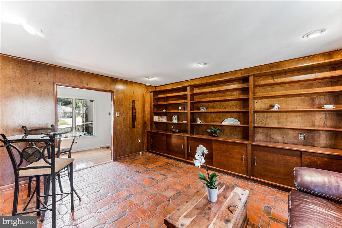 962 Frazier Road Rydal, PA 19046 - Photo 27 of 50 a view of a livingroom with furniture and window