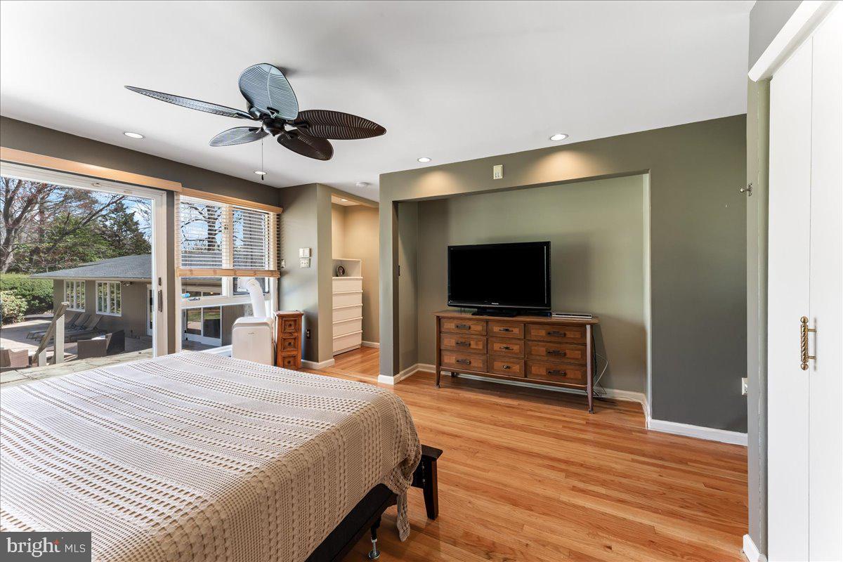 962 Frazier Road Rydal, PA 19046 - Photo 31 of 50 a bedroom with a bed and a flat screen tv