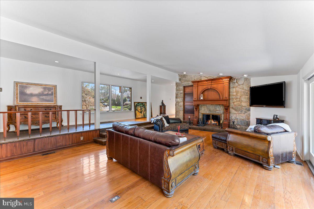 962 Frazier Road Rydal, PA 19046 - Photo 8 of 50 a living room with furniture and a flat screen tv