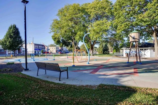 $249,900 | 723 East High Street, Milton, WI 53563