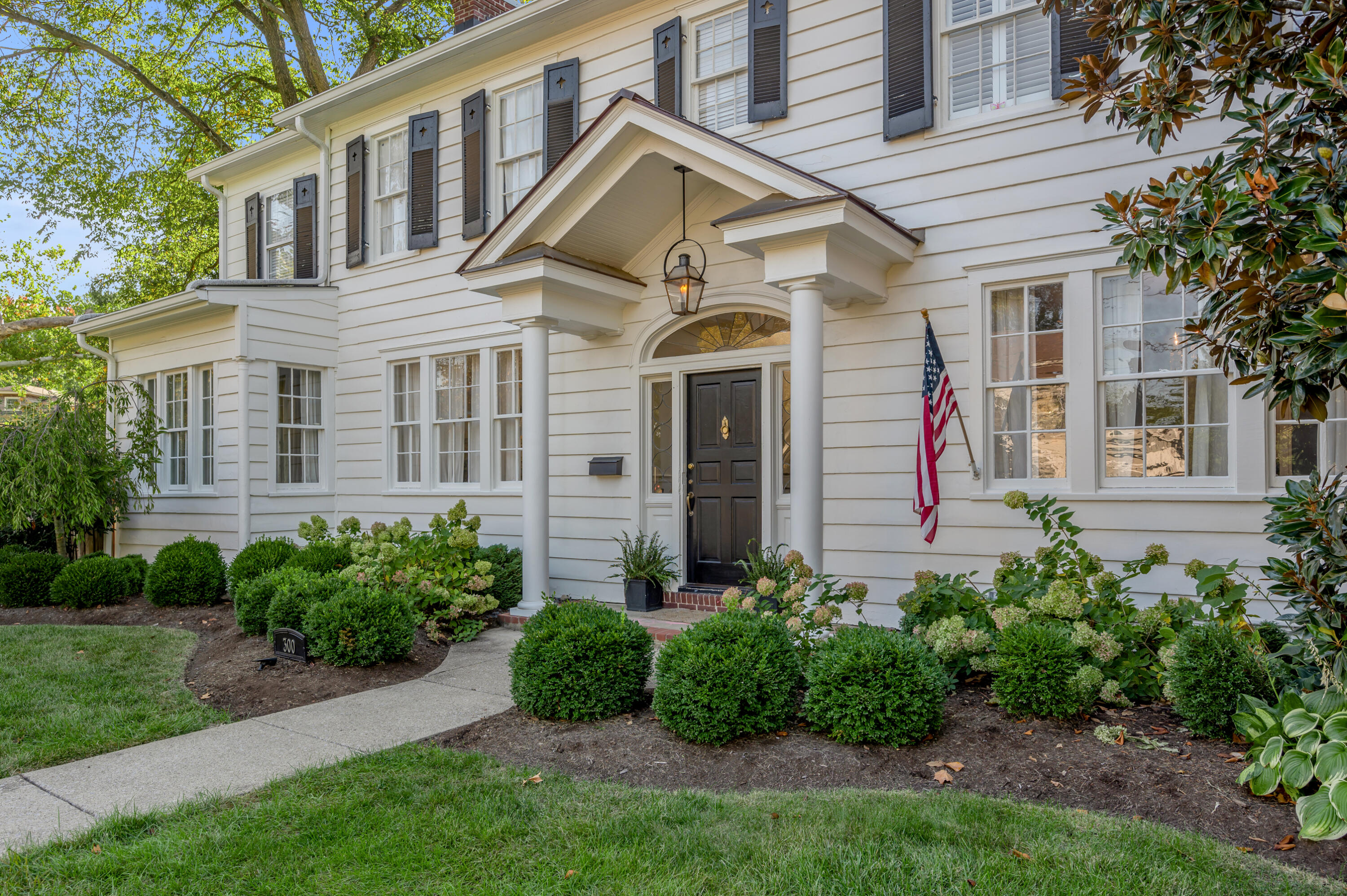 300 Irvine Road Lexington, KY 40502 - Photo 3 of 59 TDB_9919