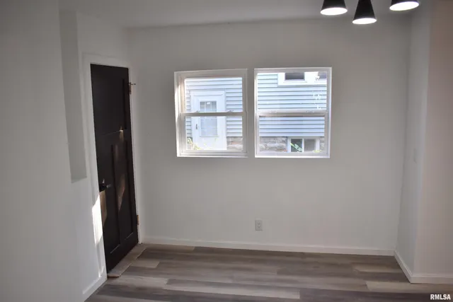 $199,900 | 926 43rd Street, Rock Island, IL 61201