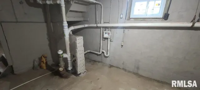 $199,900 | 926 43rd Street, Rock Island, IL 61201