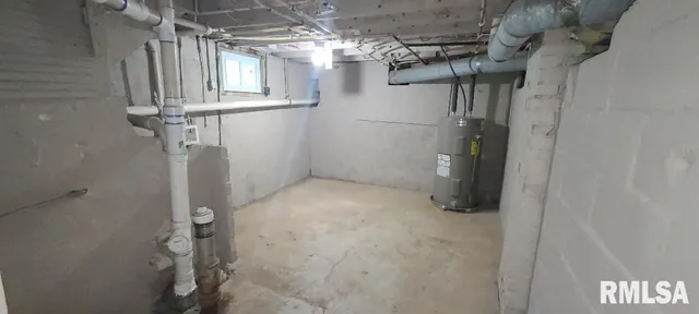 $199,900 | 926 43rd Street, Rock Island, IL 61201