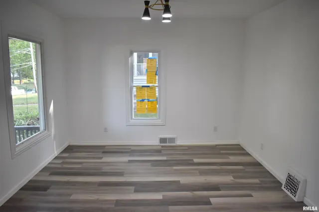 $199,900 | 926 43rd Street, Rock Island, IL 61201