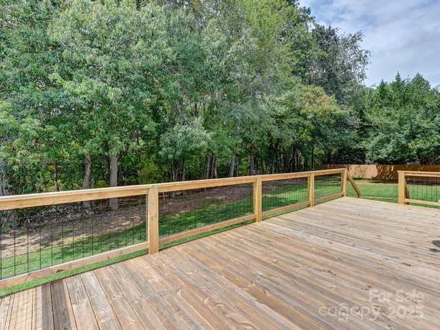 $279,900 | 37 Motts Drive, Candler, NC 28715