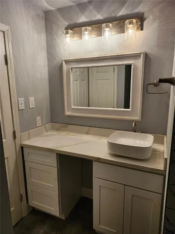 $127,000 | 382 Fairway Drive, Unit 22, Laplace, LA 70068