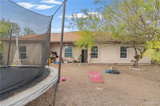 $3,470,000 | 17501 Highway 359, Mirando City, TX 78369