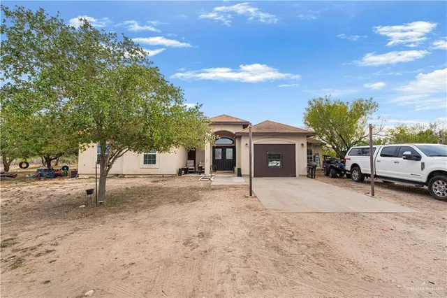 $3,470,000 | 17501 Highway 359, Mirando City, TX 78369