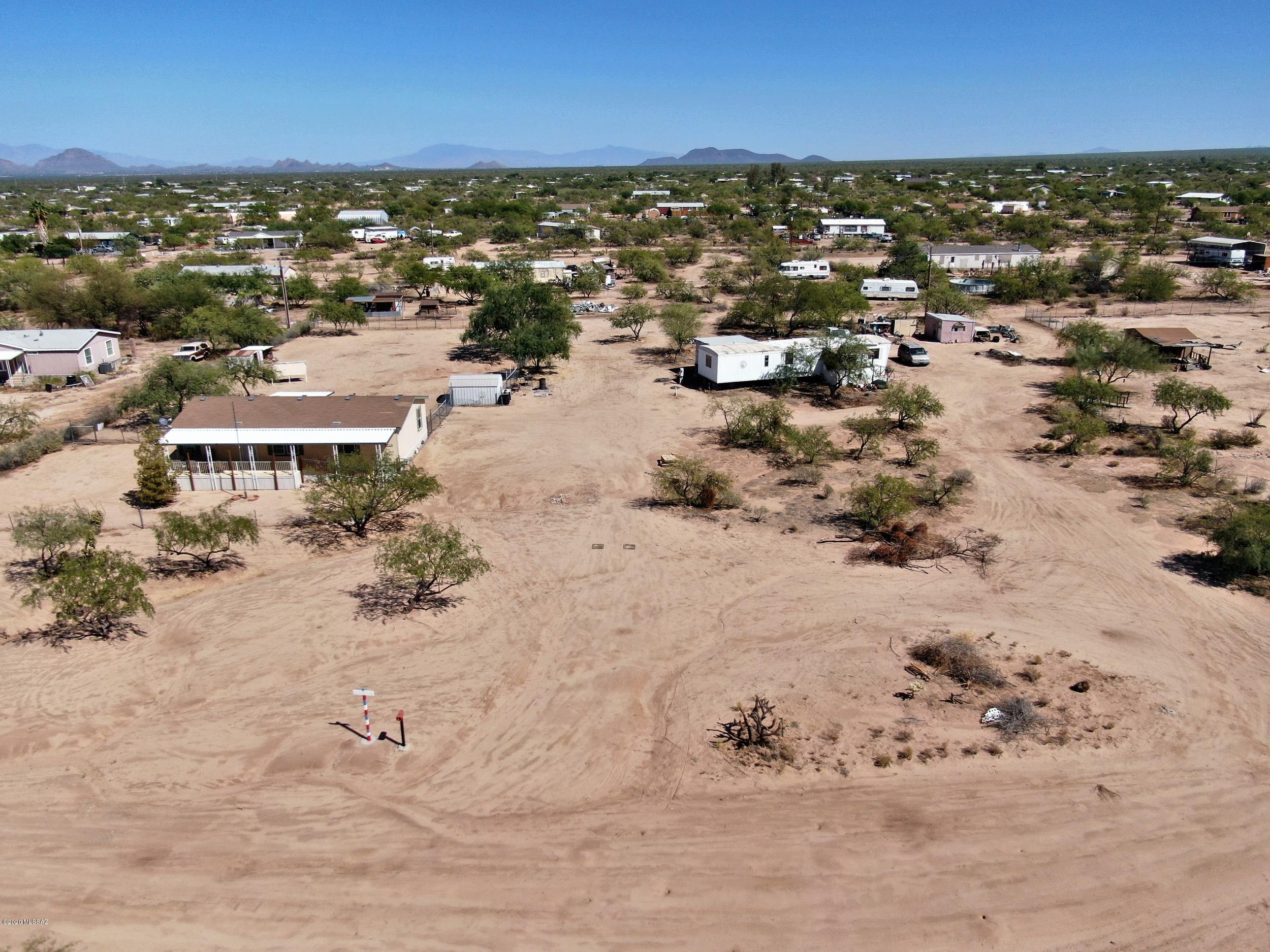 8535 South Marstellar Road Tucson, AZ 85736 - Photo 3 of 3