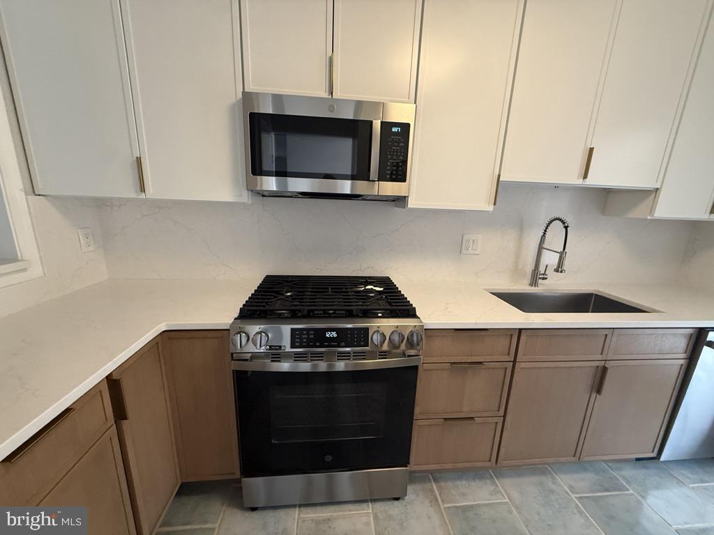 10050 Oakton Terrace Road Oakton, VA 22124 - Photo 5 of 28 Total Kitchen Remodel just Completed