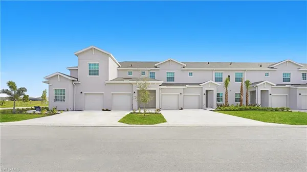 $219,999 | 20570 Hazelnut Court South, Unit 1724, Lehigh Acres, FL 33936