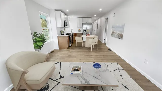 $2,500 | 691 Potters Avenue, Providence, RI 02907