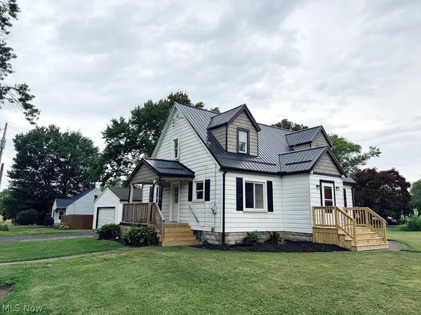 $204,000 | 2847 Ohltown McDonald Road, McDonald, OH 44437