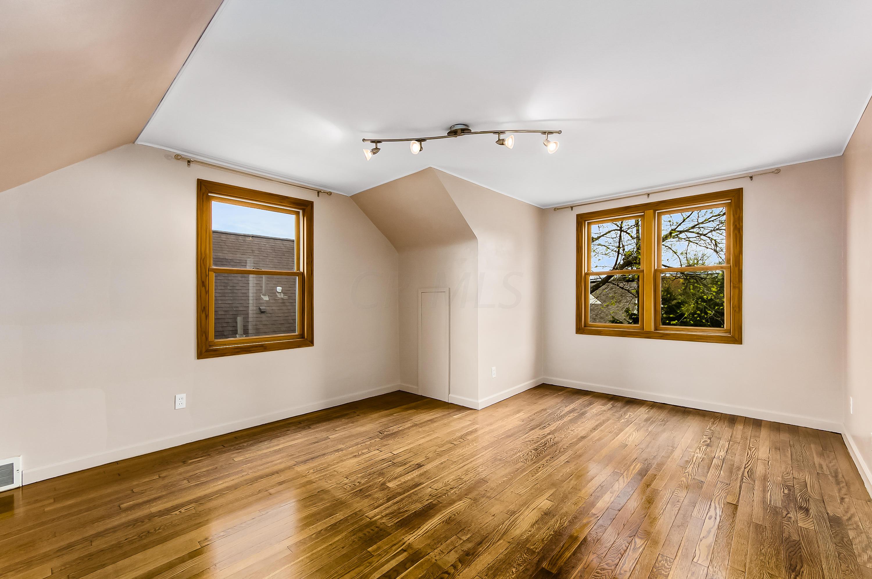2599 Brandon Road Columbus, OH 43221 - Photo 27 of 43 Gallery Image 27