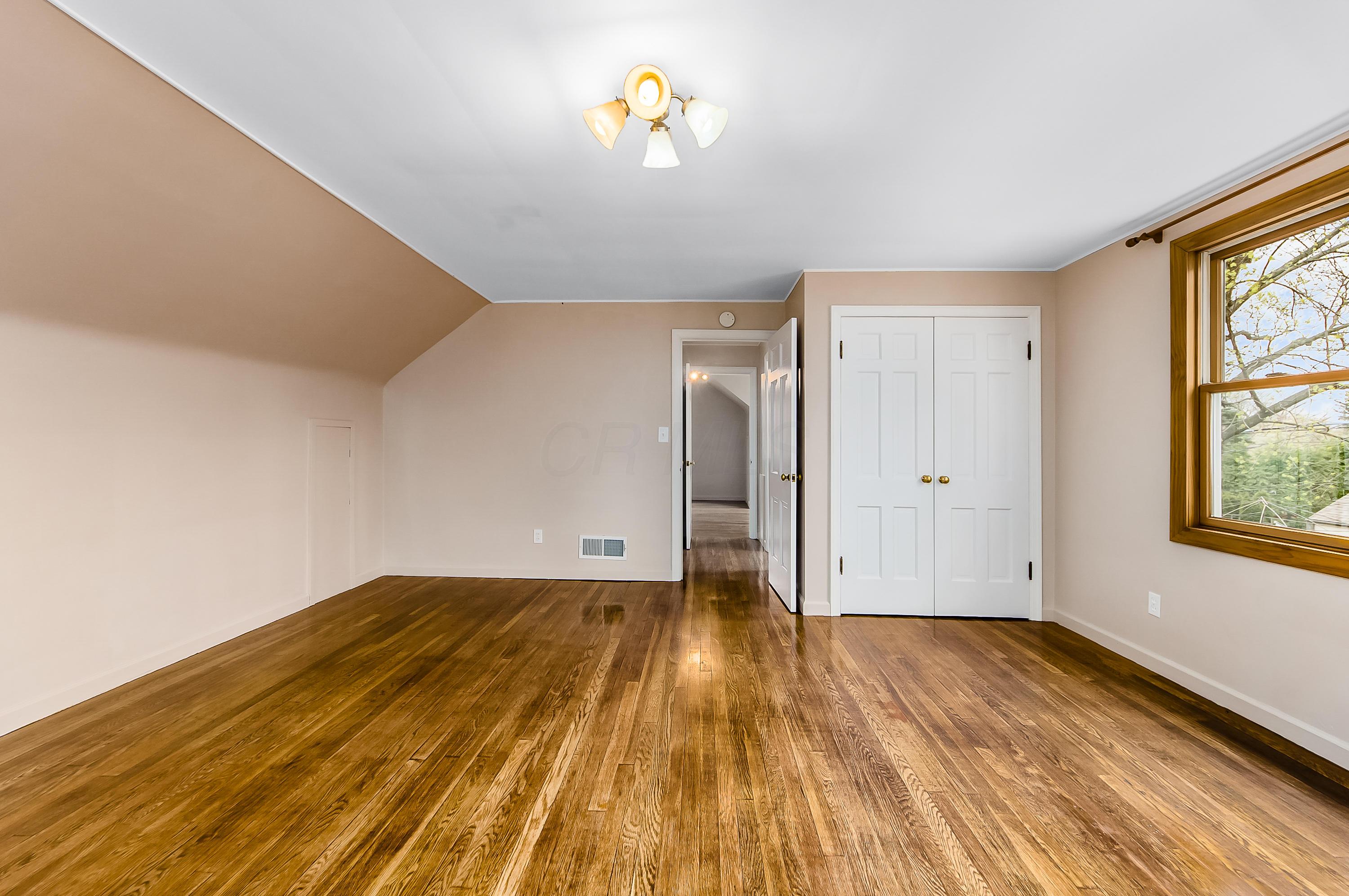 2599 Brandon Road Columbus, OH 43221 - Photo 30 of 43 Gallery Image 30