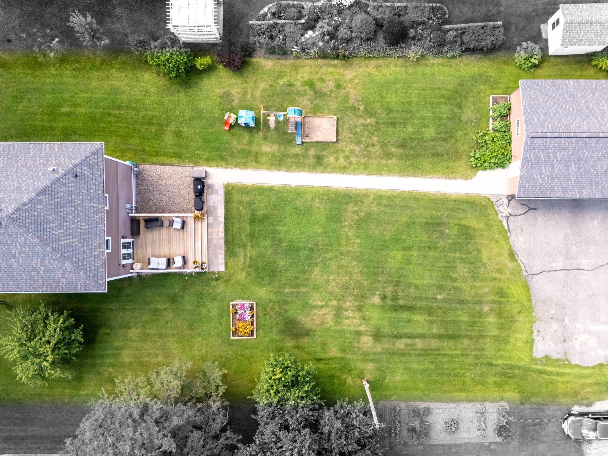 204 Hartley Street Coleraine, MN 55722 - Photo 21 of 31