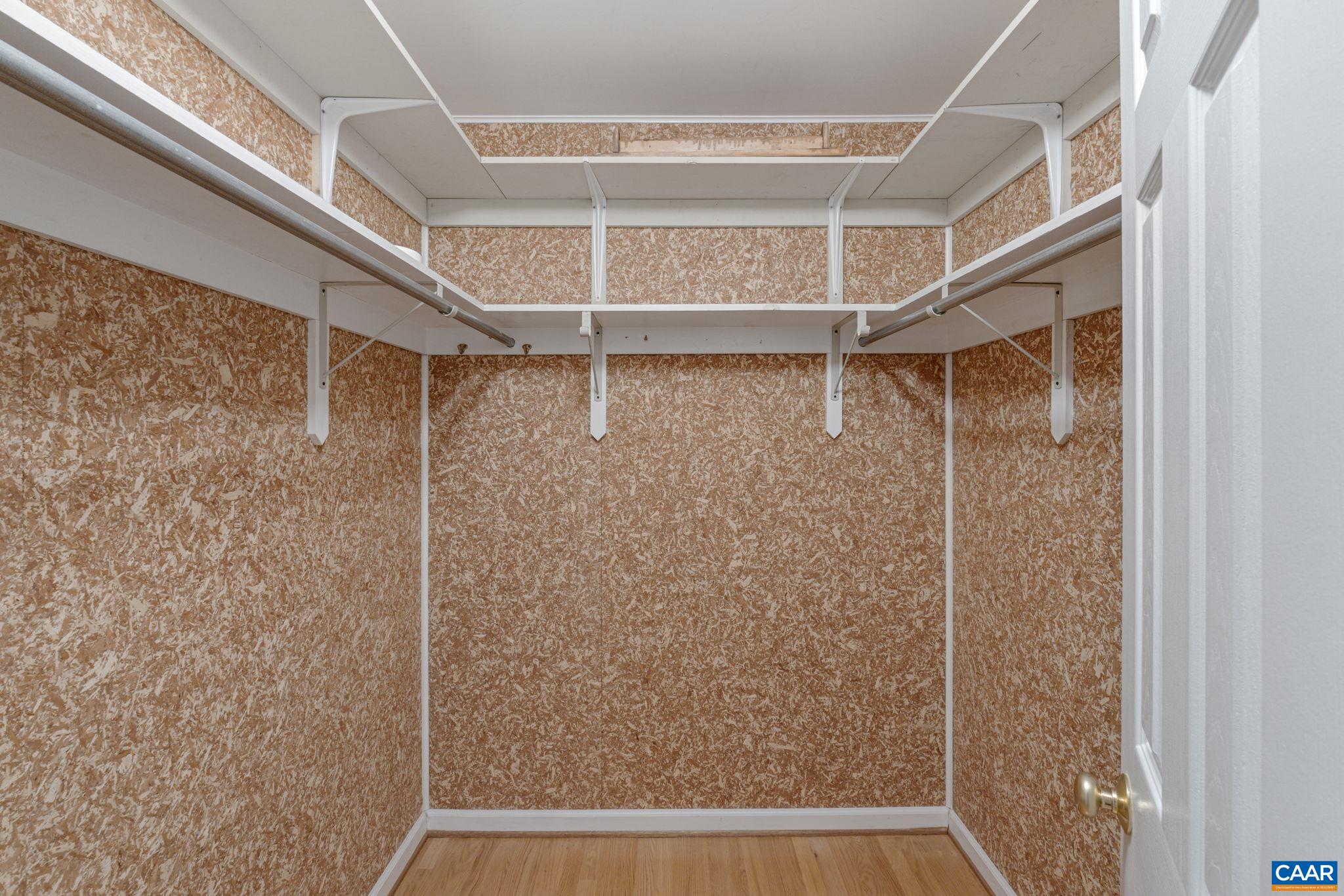 41 Colonial Road Palmyra, VA 22963 - Photo 39 of 53 a view of shower