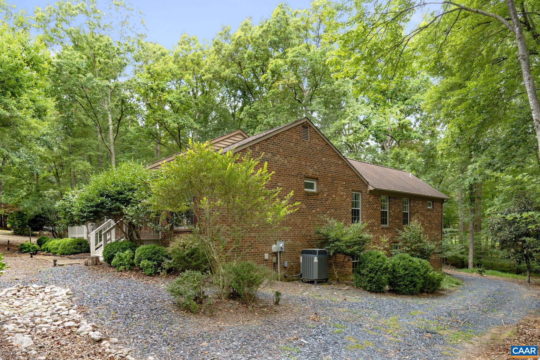 41 Colonial Road Palmyra, VA 22963 - Photo 8 of 53 an aerial view of a house
