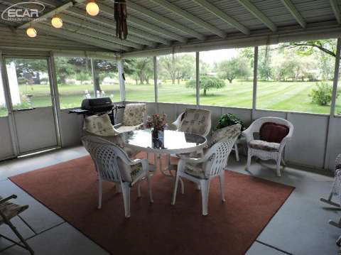 4111 Beecher Road Flint, MI 48532 - Photo 26 of 32 20439359-26.JPG
