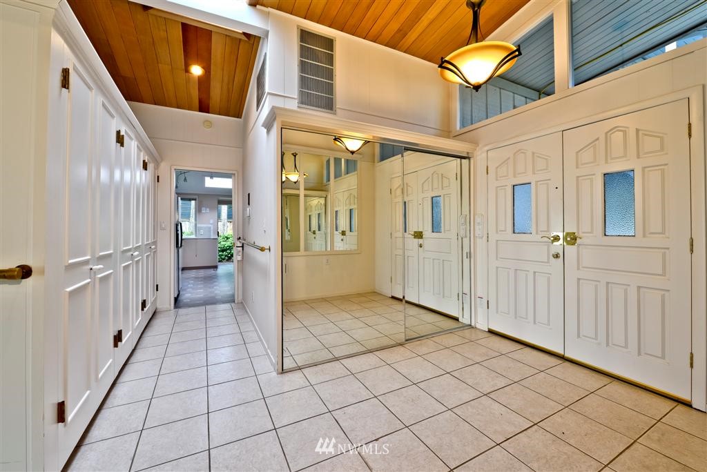 3244 Biz Point Road Anacortes, WA 98221 - Photo 3 of 13