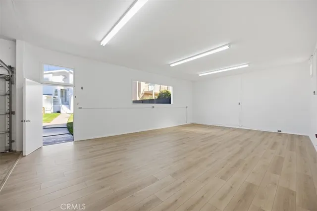 $2,499,000 | 1826 10th Street, Manhattan Beach, CA 90266