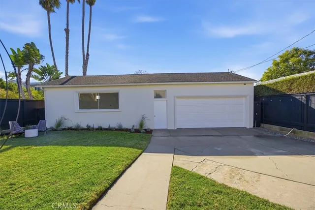 $2,499,000 | 1826 10th Street, Manhattan Beach, CA 90266