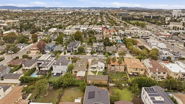 $2,499,000 | 1826 10th Street, Manhattan Beach, CA 90266