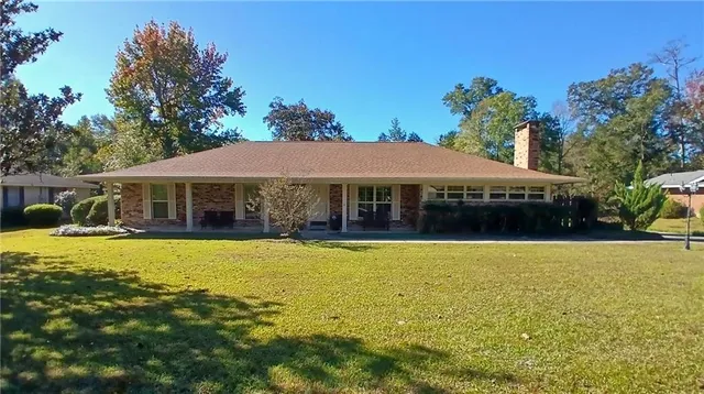 $215,900 | 1306 Military Road, Bogalusa, LA 70427