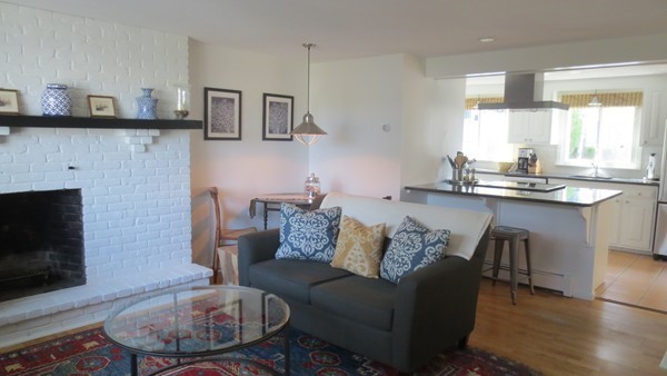 8 Prospect Court, Unit 8 Marblehead, MA 01945 - Photo 3 of 18 Gallery Image 3