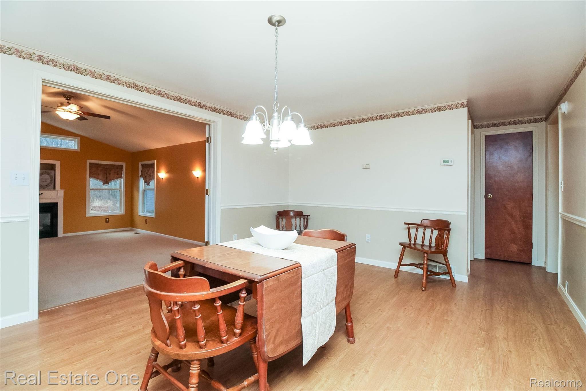 10845 Secor Road Temperance, MI 48182 - Photo 14 of 36 14.jpg