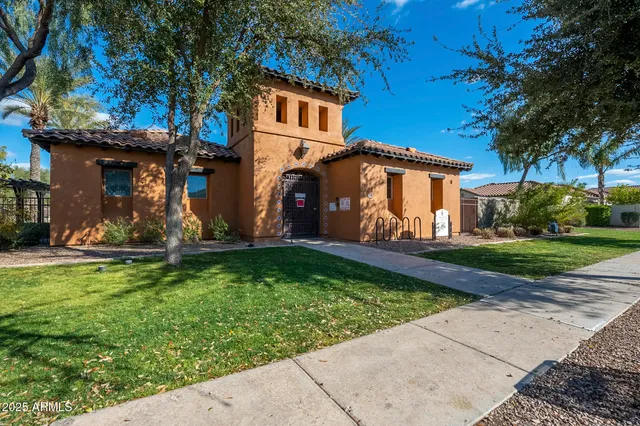 $630,000 | 4597 East Waterman Street, Gilbert, AZ 85297
