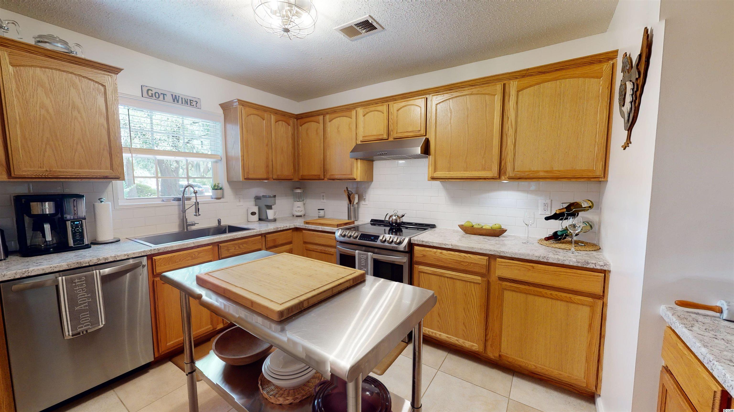 47 Pool Place, Unit 63 Georgetown, SC 29440 - Photo 12 of 35 Gallery Image 12