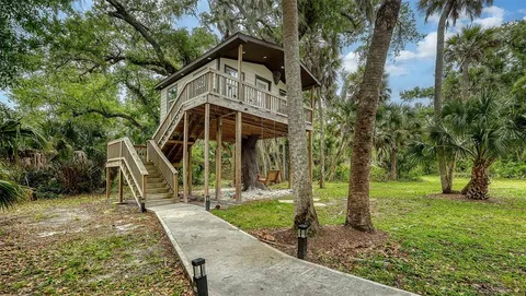 $2,899,500 | 10790 Leafwing Drive, Sarasota, FL 34241