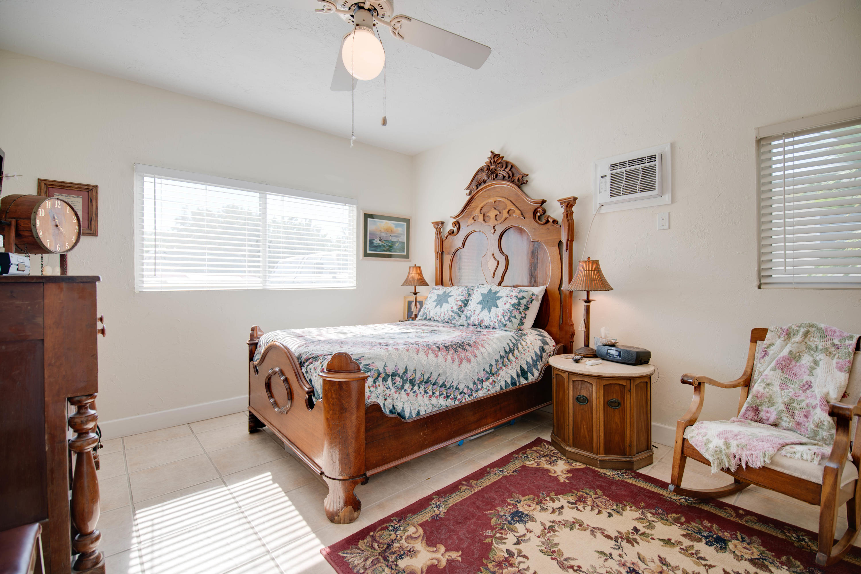 8260 Aviation Boulevard Marathon, FL 33050 - Photo 11 of 22 Guest bedroom additional view