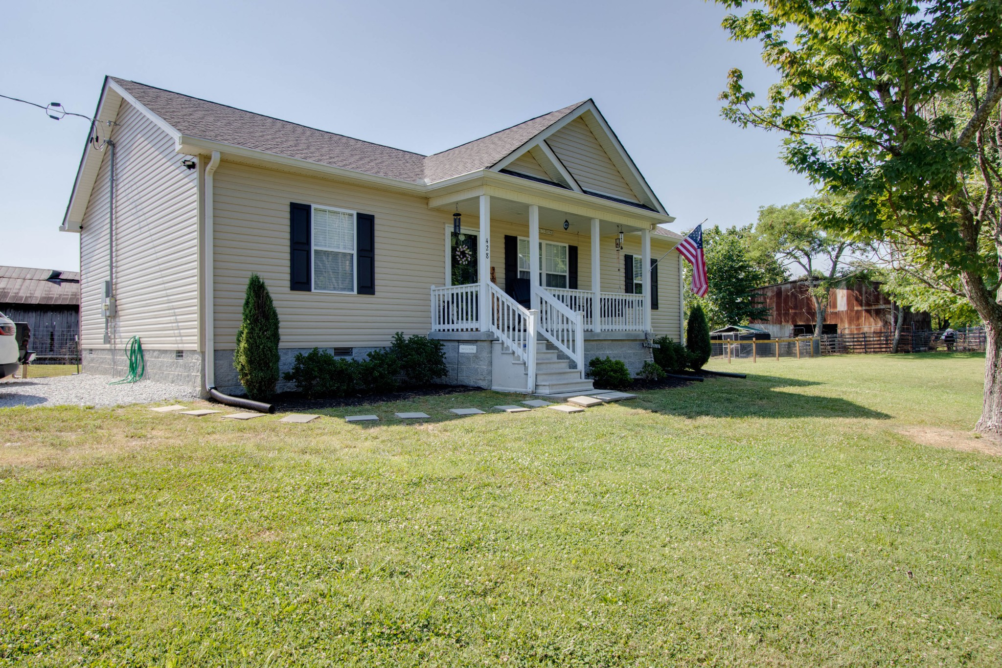 428 Pea Ridge Road Chestnut Mound, TN 38552 - Photo 4 of 38 Gallery Image 4