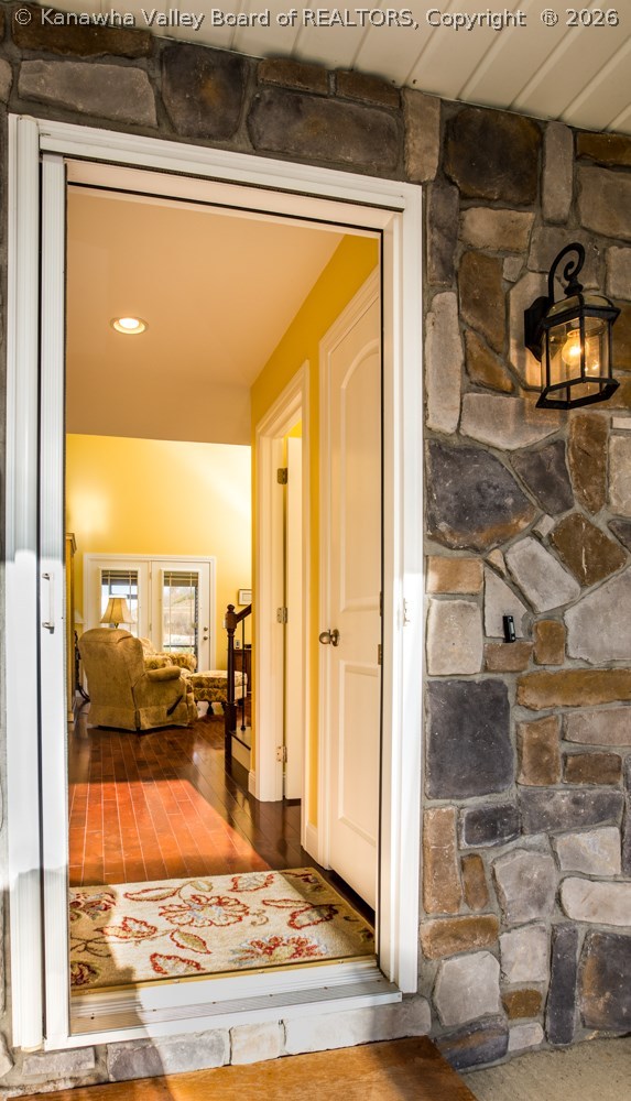 301 Hedrick Road Scott Depot, WV 25560 - Photo 2 of 25 Gallery Image 2