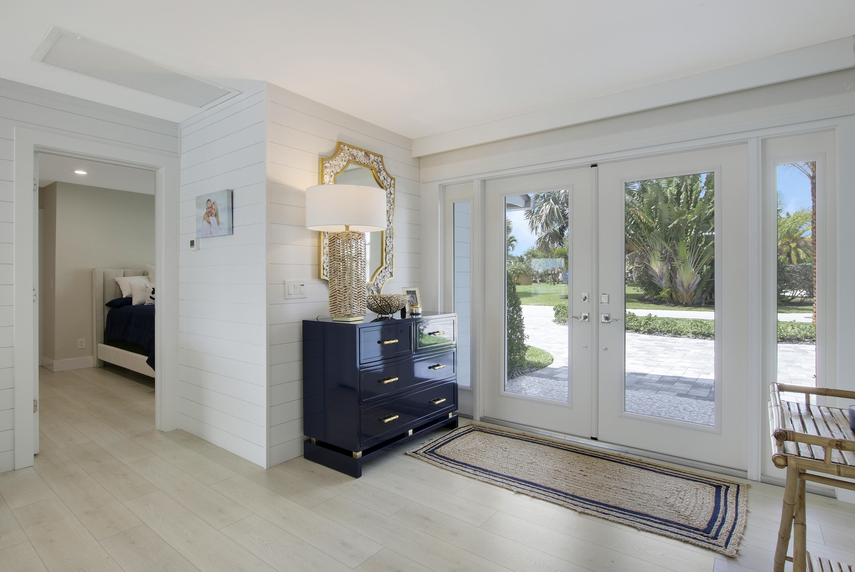 19 Saddleback Road Tequesta, FL 33469 - Photo 14 of 69 Foyer