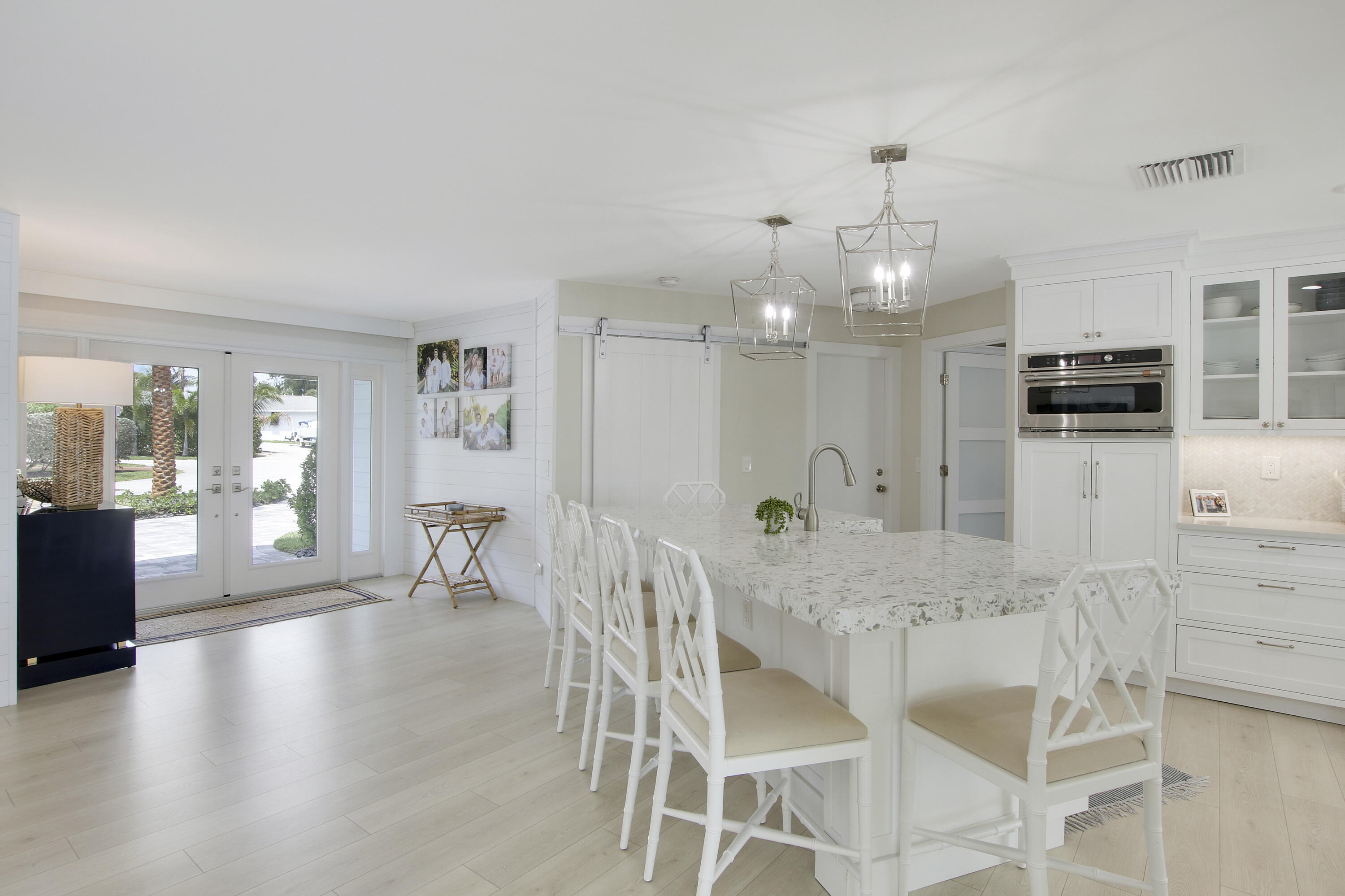 19 Saddleback Road Tequesta, FL 33469 - Photo 15 of 69 Entry into LR/Kitchen