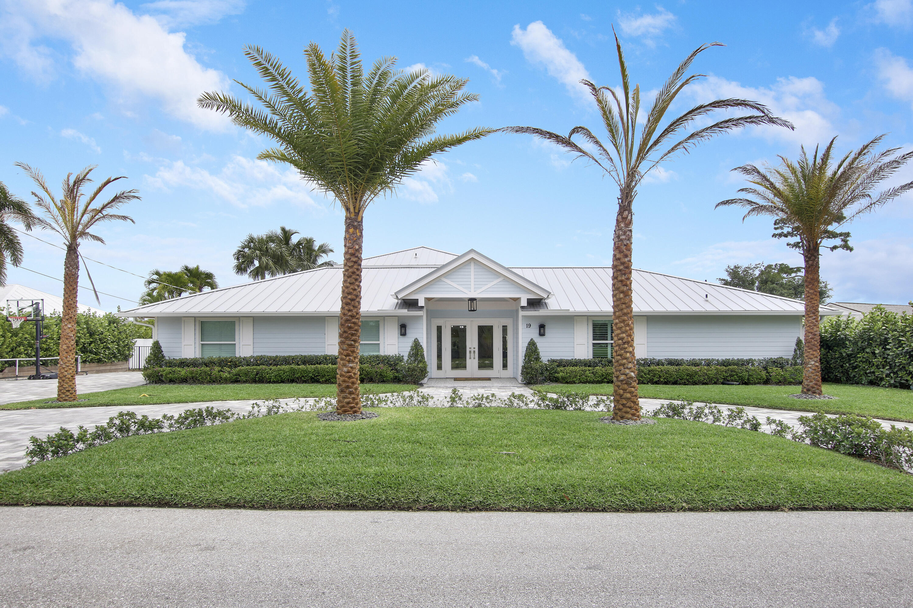 19 Saddleback Road Tequesta, FL 33469 - Photo 2 of 69 Welcome to Paradise