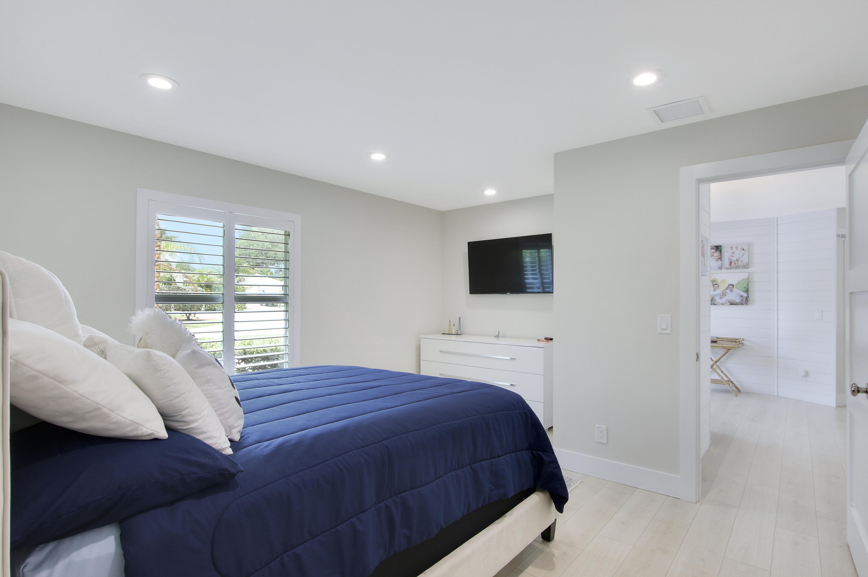 19 Saddleback Road Tequesta, FL 33469 - Photo 33 of 69 Guest Bedroom 2