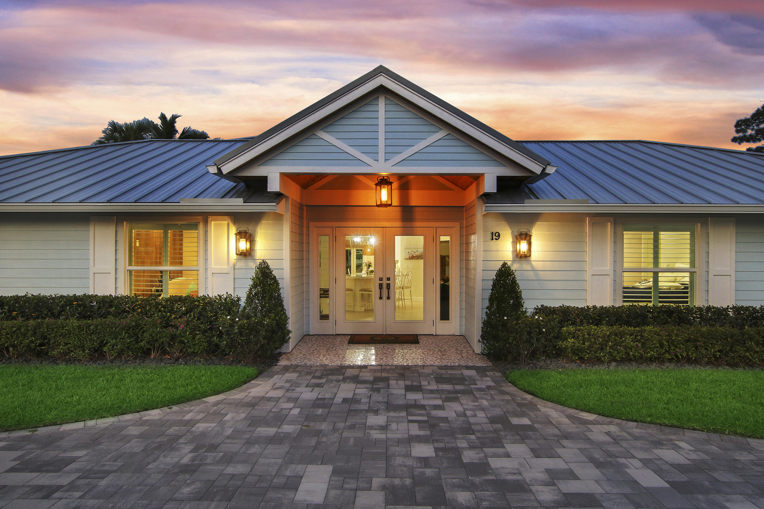 19 Saddleback Road Tequesta, FL 33469 - Photo 56 of 69 Twilight-2