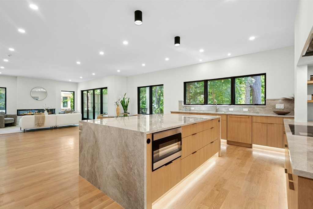 109 Harwich Road Newton, MA 02467 - Photo 11 of 42