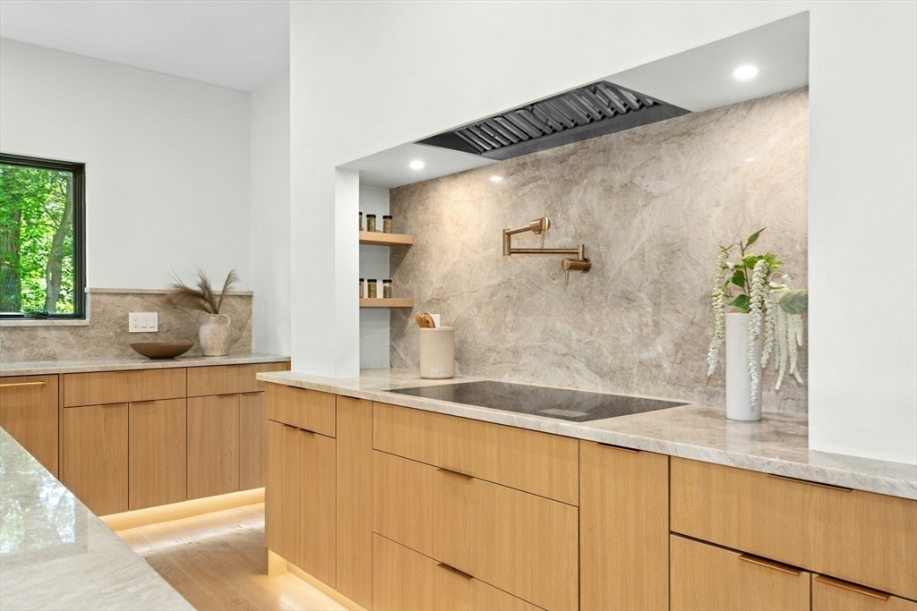 109 Harwich Road Newton, MA 02467 - Photo 15 of 42