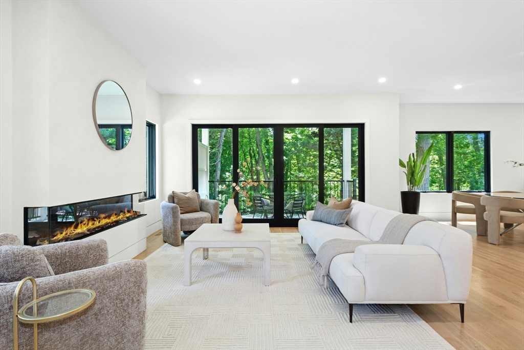 109 Harwich Road Newton, MA 02467 - Photo 4 of 42